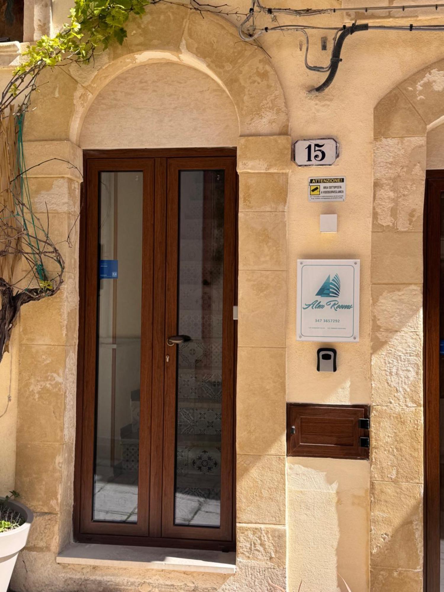 Alex Rooms راغوزا المظهر الخارجي الصورة